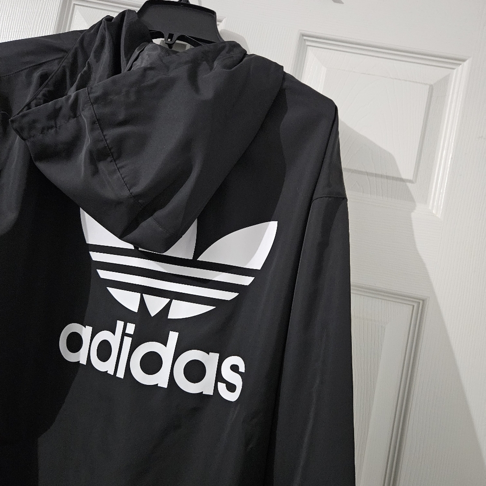 NWOT: Mens Black Adidas Jacket - Medium